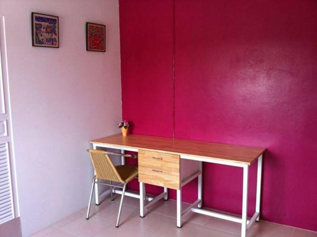 Buorana Hostel Chonburi Ngoại thất bức ảnh