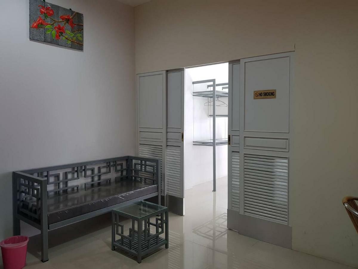 Buorana Hostel Chonburi Ngoại thất bức ảnh