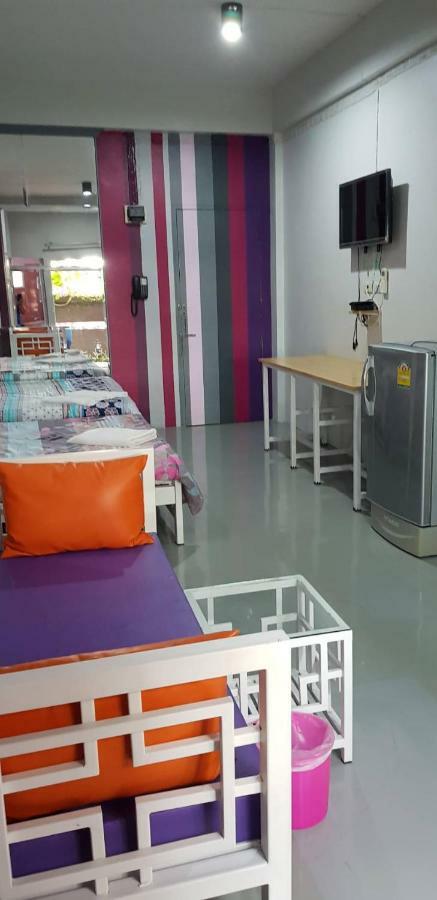 Buorana Hostel Chonburi Ngoại thất bức ảnh