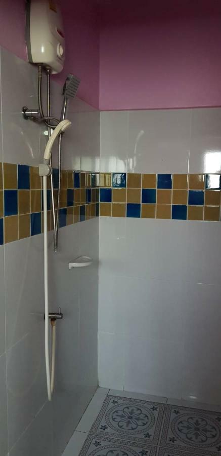 Buorana Hostel Chonburi Ngoại thất bức ảnh