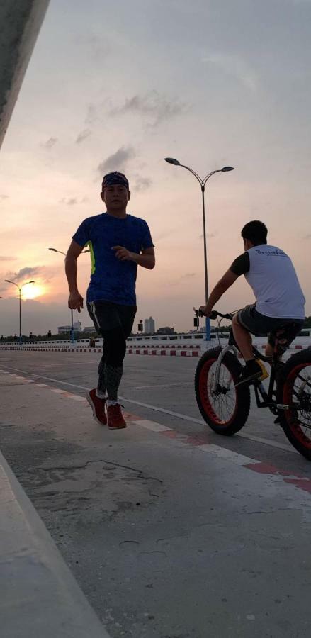 Buorana Hostel Chonburi Ngoại thất bức ảnh